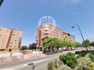Pis  Vicente aleixandre. Amplia vivienda en venta en el g2