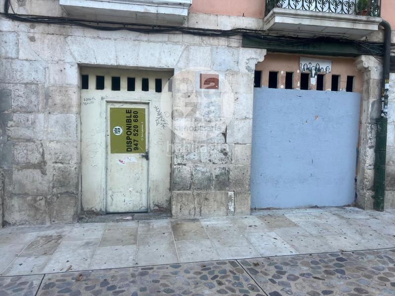 Foto 518d2ce7-5a79-4f54-80c7-e1bed3bfc46f. Rent business premise in Casco Antiguo Burgos