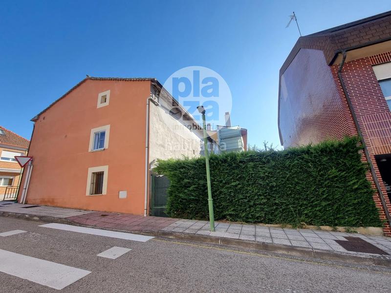 Foto 1f7b6645-ba9e-47d2-9b74-fafbdaef0218. Casa amb calefacció a Villafría - La Ventilla - Castañares Burgos