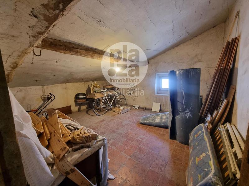 Foto 5dbbef14-e29b-4f11-9ead-29df79611f27. Casa amb calefacció a Villafría - La Ventilla - Castañares Burgos