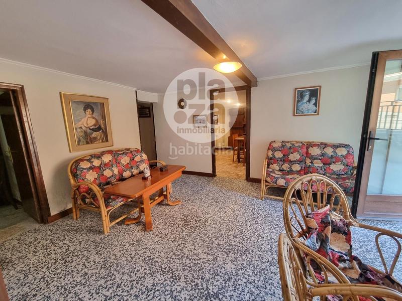 Foto 9ae841f6-3934-4a76-b30e-2e7a7c1b5fd9. Casa amb calefacció a Villafría - La Ventilla - Castañares Burgos