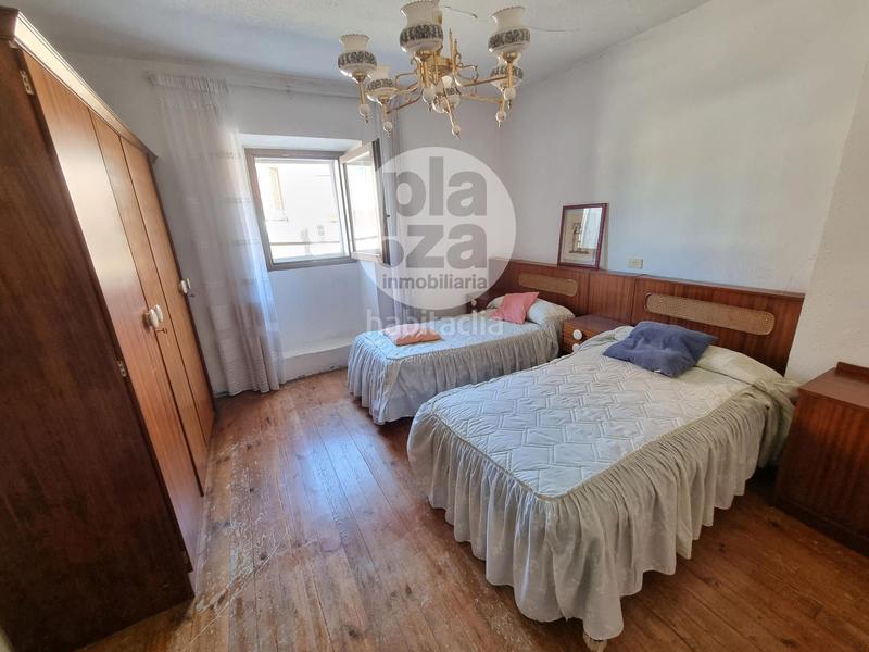 Foto a2853536-8247-404d-8b7a-60aa9323db9d. Casa amb calefacció a Villafría - La Ventilla - Castañares Burgos