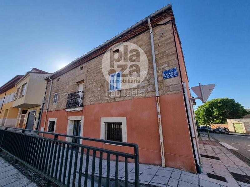 Foto b370124f-a48f-4976-aa56-31e0aaf43b57. Casa amb calefacció a Villafría - La Ventilla - Castañares Burgos