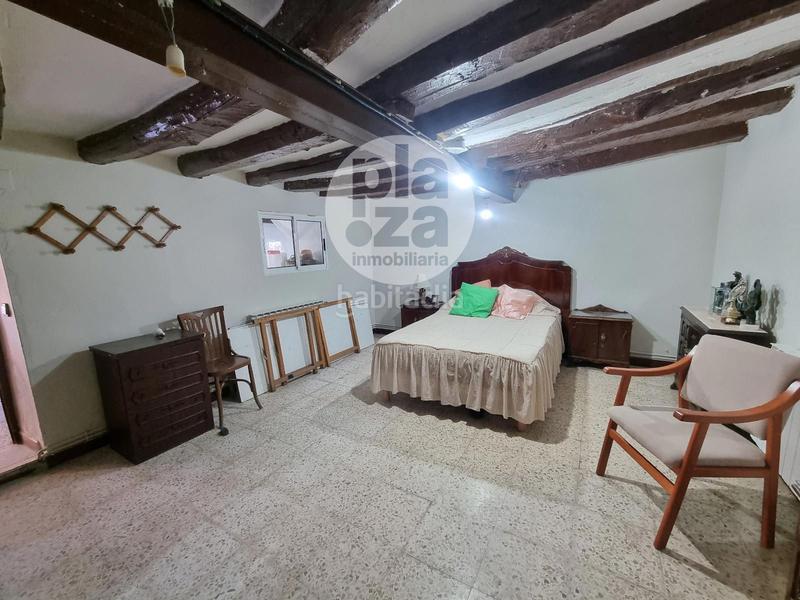 Foto ba2f1720-327a-42b7-86b8-e7fd25c21a8c. Casa amb calefacció a Villafría - La Ventilla - Castañares Burgos