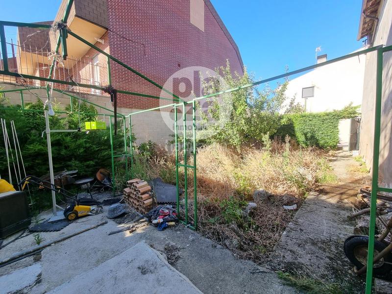 Foto f4fd2286-c879-46d7-a56b-235e56c47fc8. Casa amb calefacció a Villafría - La Ventilla - Castañares Burgos