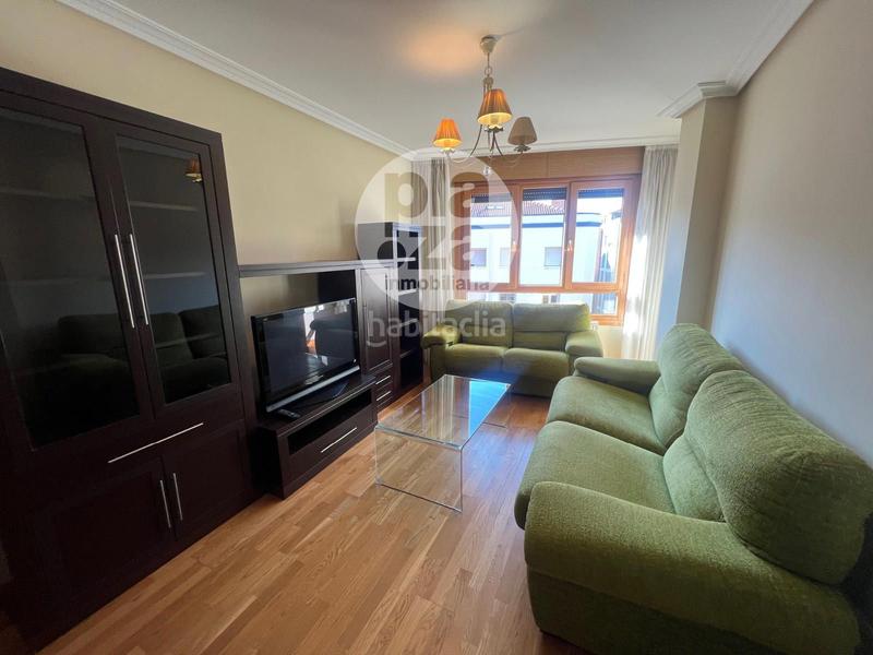 Foto 7bef6cec-0b12-49bf-a3aa-6d7139c93430. Rent flat with heating parking in San Pedro y San Felices Burgos