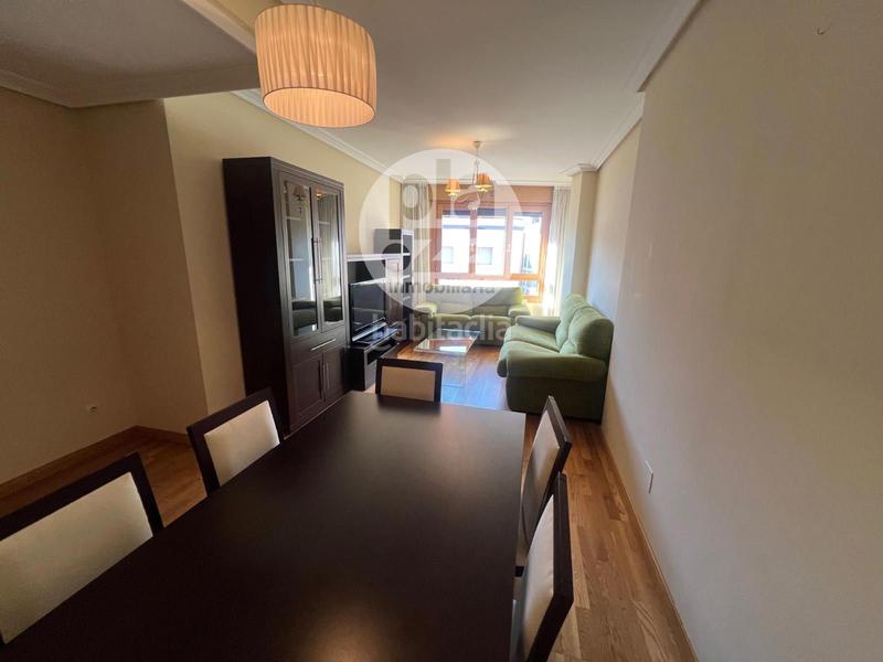 Foto e0cb8314-ab2b-4768-9d85-cd2d9c5b6378. Rent flat with heating parking in San Pedro y San Felices Burgos