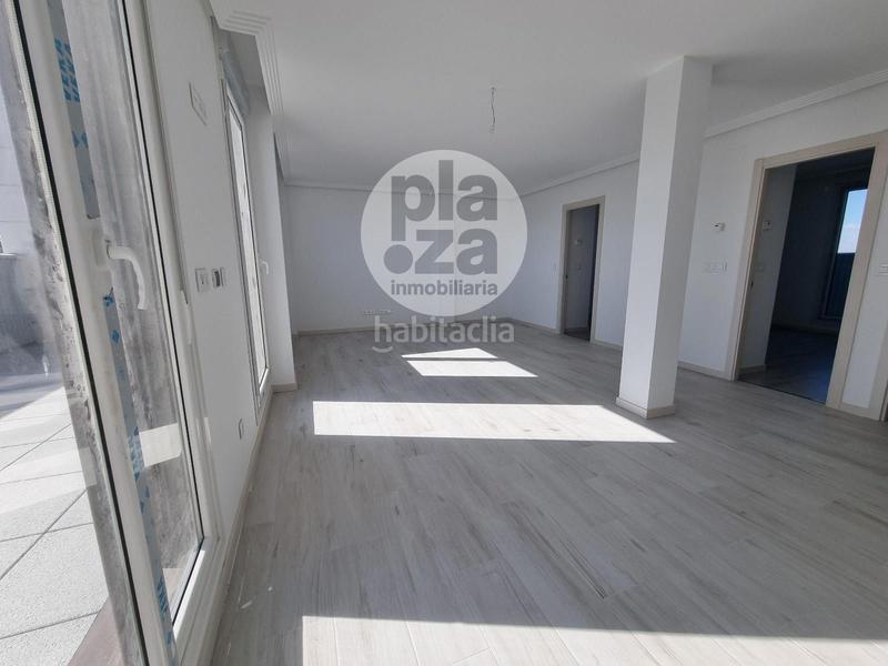Foto cc72cbd9-1836-4f87-b862-811cfa95a7c7. Ático precioso atico en venta junto al g3 a estrenar llave en mano. en Burgos