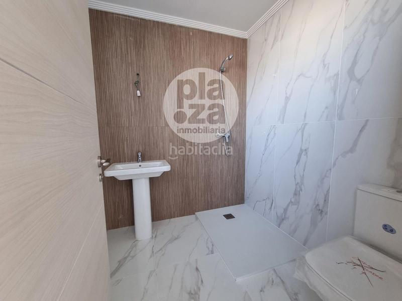 Foto ced51edf-429d-41c2-ad0f-3ab9a89fd4d1. Ático precioso atico en venta junto al g3 a estrenar llave en mano. en Burgos