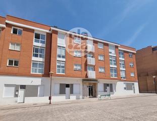 Alquiler Piso  Pio baroja. Amplia vivienda en alquiler el parque europa, zona sur.