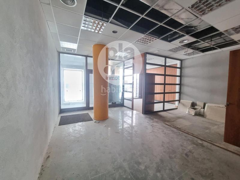 Foto 5b588d28-fabf-4ec2-9f81-dee1162d2d47. Local comercial a El Carmen - Barrio Gimeno Burgos