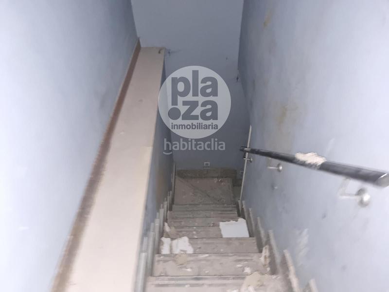 Foto a3e1a29e-c13c-4a89-b70c-ce2f07ffda52. Local comercial a El Carmen - Barrio Gimeno Burgos