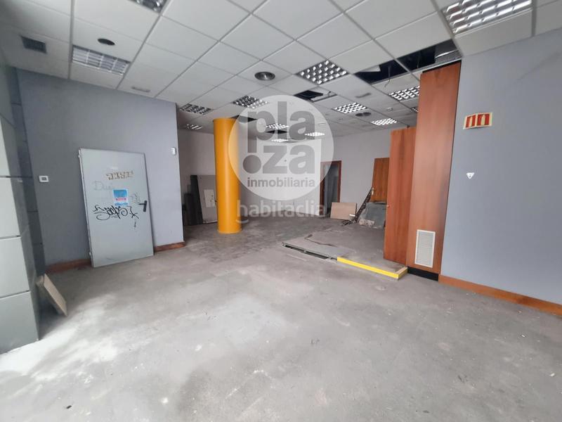 Foto bb744718-3419-4d24-9fc1-9db1c39b55e1. Local comercial a El Carmen - Barrio Gimeno Burgos