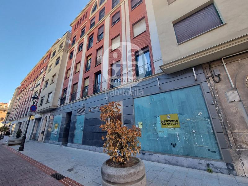 Foto cd858704-460d-44c7-b7f0-192a7e79d480. Local comercial a El Carmen - Barrio Gimeno Burgos