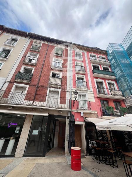 Foto 1cf4efc2-22ef-4b64-887f-1fe25d1fbf5c. Piso calle sombrereria, 13 en Casco Antiguo Burgos