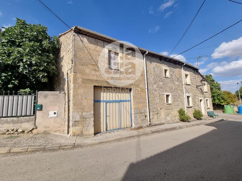 Foto 07da6dd3-4d57-4c74-b22b-31bf820864f8. Casa amb calefacció aparcament a Quintanillas (Las)