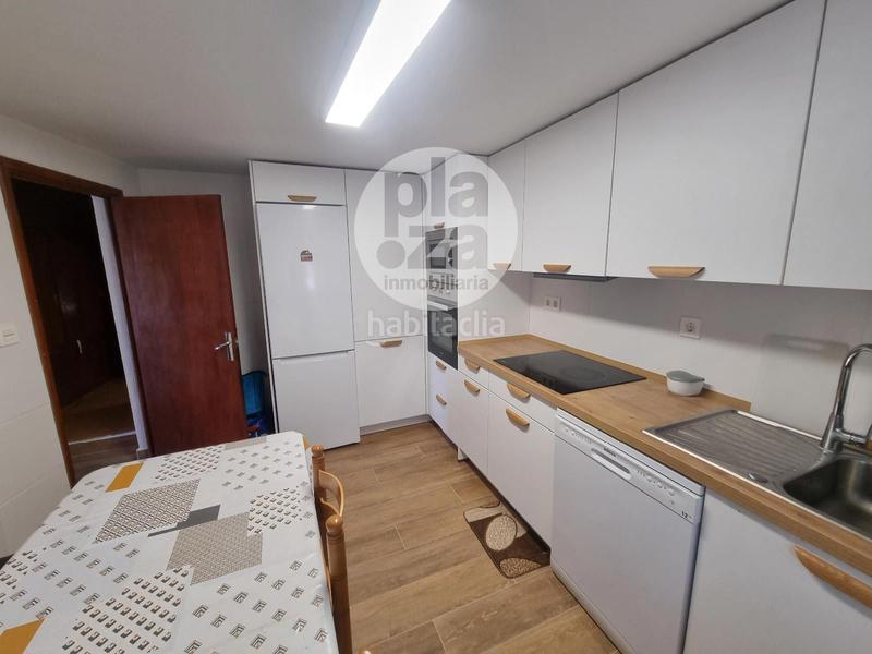 Foto 1e9ddb34-f733-4e4a-b9f5-aa653b374af9. Casa amb calefacció aparcament a Quintanillas (Las)