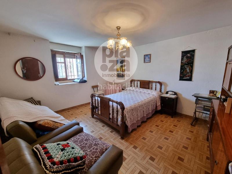 Foto 2cbe2c3d-3fdb-4306-a4b6-0b2a382ff044. Casa amb calefacció aparcament a Quintanillas (Las)