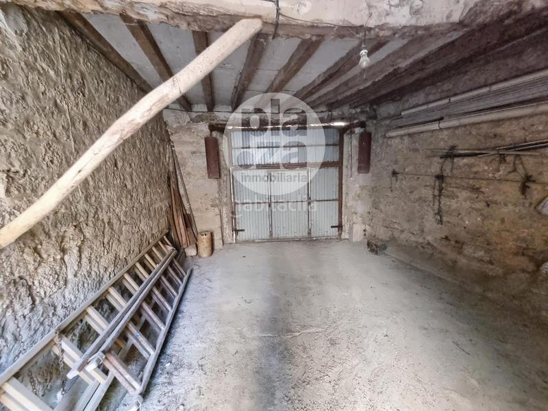 Foto ee7156b0-a5e2-420c-9915-f93df4b2823a. Casa amb calefacció aparcament a Quintanillas (Las)