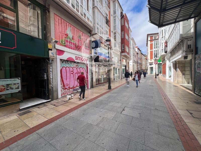 Foto 3a609959-247e-4695-a57c-43554f874eca. Alquiler local comercial local junto plaza mayor en Burgos