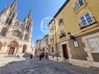 Àtic  Santa maria. Coqueto apartamento en plaza santamaria junto a la catedral