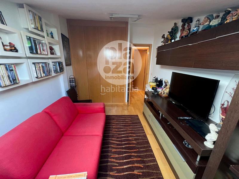 Foto 09b6ef42-2e4f-4a88-9d3a-32a223b6ac22. Duplex with heating in Casco Antiguo Burgos