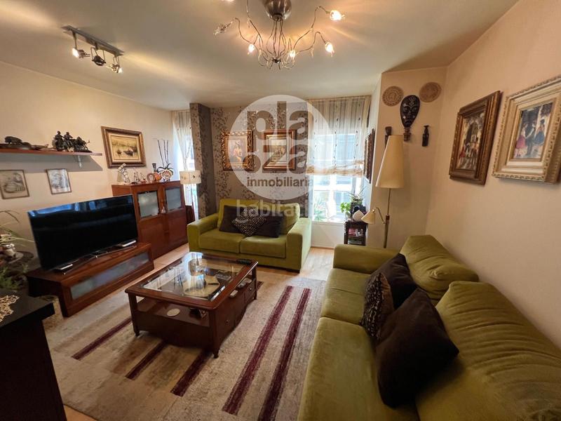 Foto 785b3941-cf65-4635-a09e-35984a0baa5c. Duplex with heating in Casco Antiguo Burgos