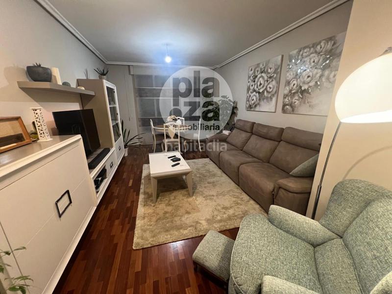 Foto 61621d7c-dc02-4744-aa58-0ed0dc2df0ab. Flat with heating parking in Universidad - Las Huelgas Burgos