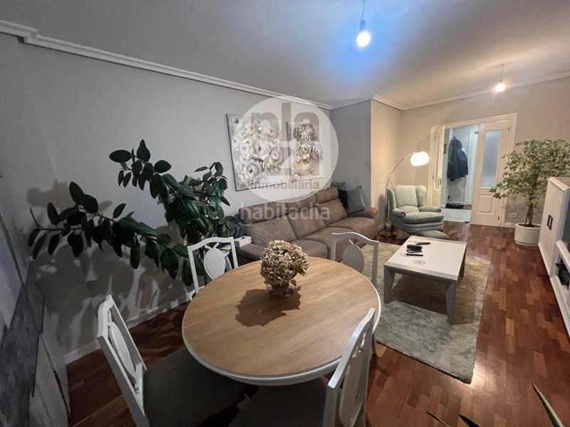 Foto 6c79a379-d877-4645-82b2-afb118eff09a. Flat with heating parking in Universidad - Las Huelgas Burgos