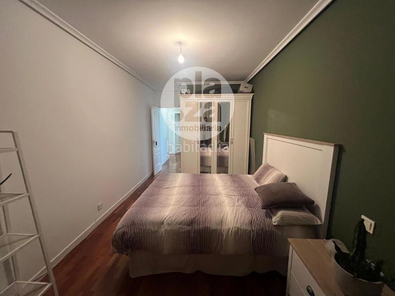 Foto 95febb28-3f73-4ffc-a64e-93e50bfc0b92. Flat with heating parking in Universidad - Las Huelgas Burgos