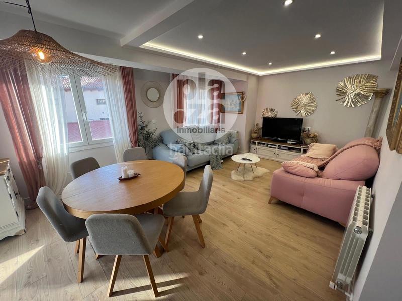 Foto 8ff97489-cbff-46d4-82ba-4a0b8867b94a. Flat with heating in Casco Antiguo Burgos