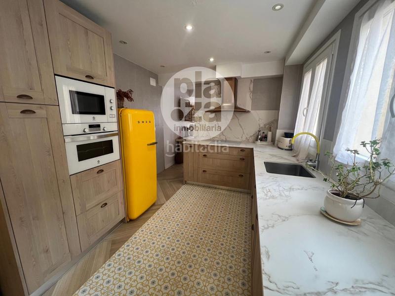 Foto ef9e071b-f6c3-4ca9-9ebd-cd203272a59e. Flat with heating in Casco Antiguo Burgos