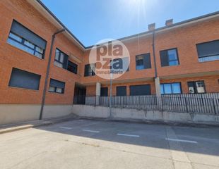 Duplex  Los huertos. Dúplex en venta en buniel burgos  moderno, con garaje y trastero