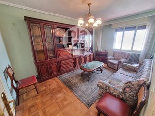 Pis  Vitoria. Amplia vivienda de 4 dormitorios en calle vitoria  gamonal burgo