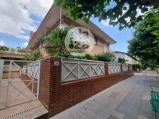 Alquiler Ático  Padre d luis san vitores. Plaza inmobiliaria presenta este fantástico ático en alquiler en