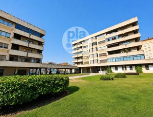 Piso  Santa clara. Exclusiva vivienda junto al museo de la evolución humana y a un