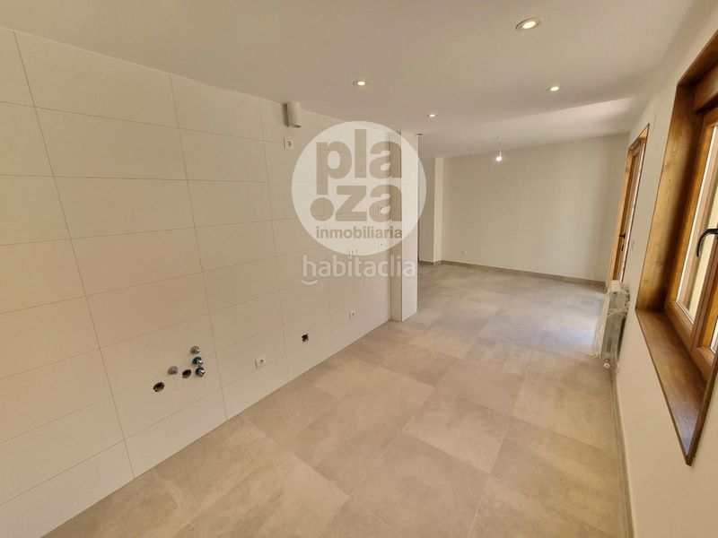 Foto b6fee784-c282-40c7-ab9e-477f7951de5e. Casa amb calefacció aparcament a Albillos