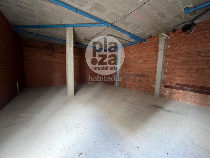 Foto 84b887c1-6e86-4501-bc80-62fc4299db54. Alquiler local comercial c jose luis santamaria cellophane en Burgos