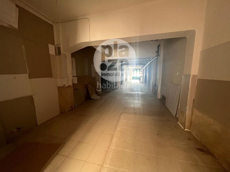 Foto 145e3127-82c3-4492-8890-7ceea64ed415. Location local commercial dans El Carmen - Barrio Gimeno Burgos