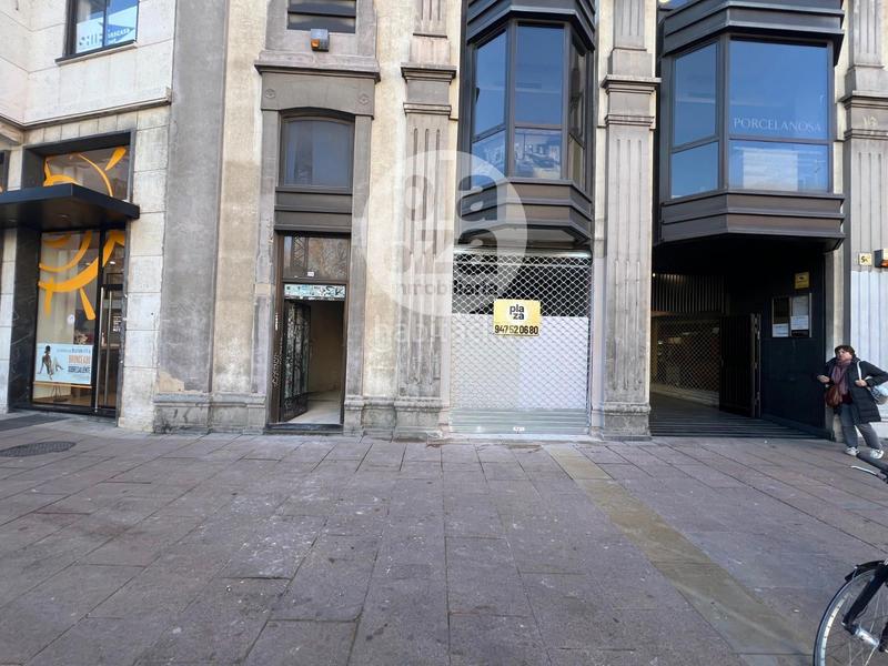 Foto f86f64cf-36d7-4df8-b861-fc8a05b761b2. Alquiler local comercial plaza alonso martinez capitanía en Burgos