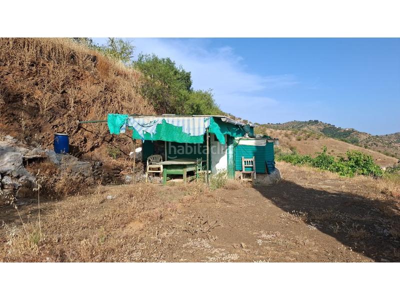 Foto f0a76a04-42d2-4414-a5c4-69195b8f9cfc. Fondo rustico in Colmenar