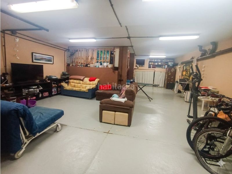 Foto a8db9ca4-d20b-424e-96c2-df64f1713366. Casa adossada amb aparcament a Casabermeja