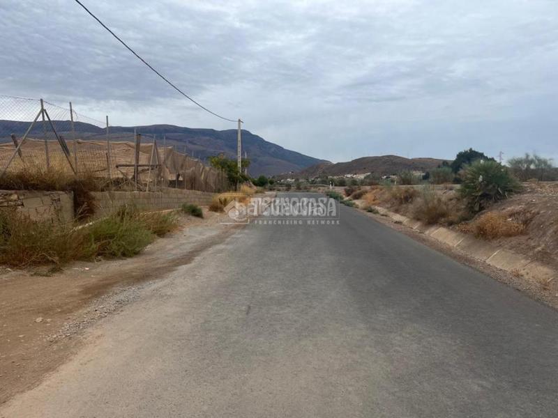 Foto a9543917-3c63-45ee-98f7-db4333a64446. Finca rústica terrenos en venta en Berja