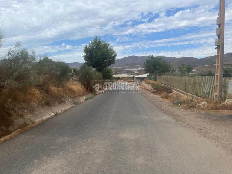 Foto b0f32d57-118d-4f81-8645-617ede7adfc9. Finca rústica terrenos en venta en Berja