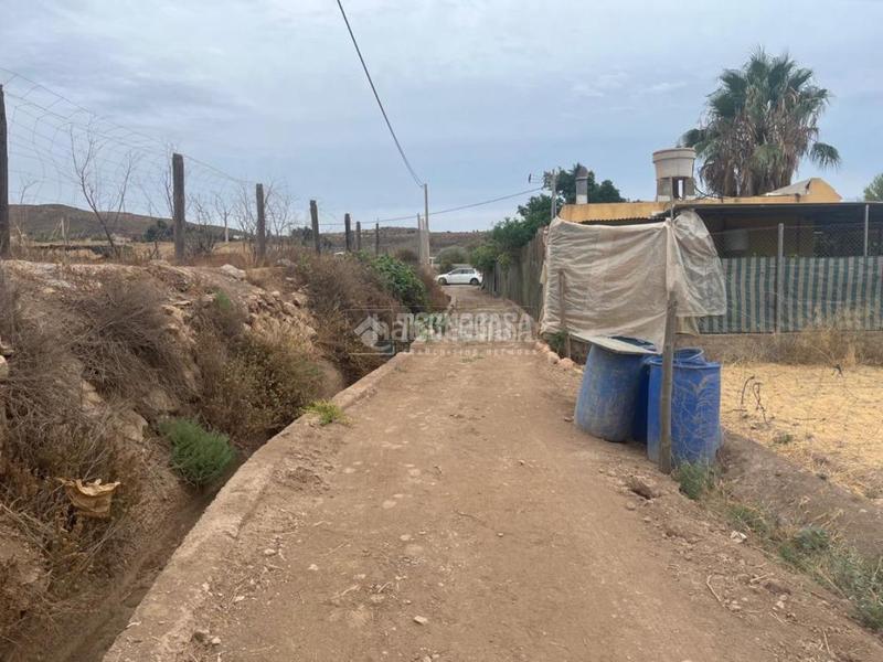 Foto cde87cc1-738c-4c2d-9309-00d434b9df22. Finca rústica terrenos en venta en Berja