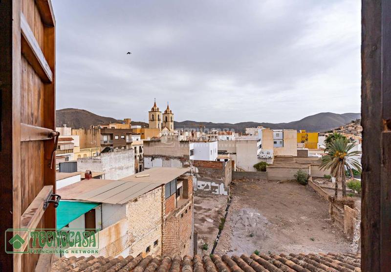 Foto c36457df-e79a-4bac-907a-fdc19a0b1baf. Casa  en venta en Berja