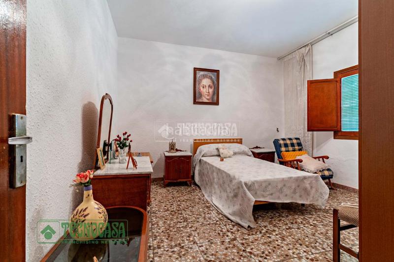 Foto a36ca93f-5dfd-4039-a5ab-2046985bc543. Casa  en venta en Berja