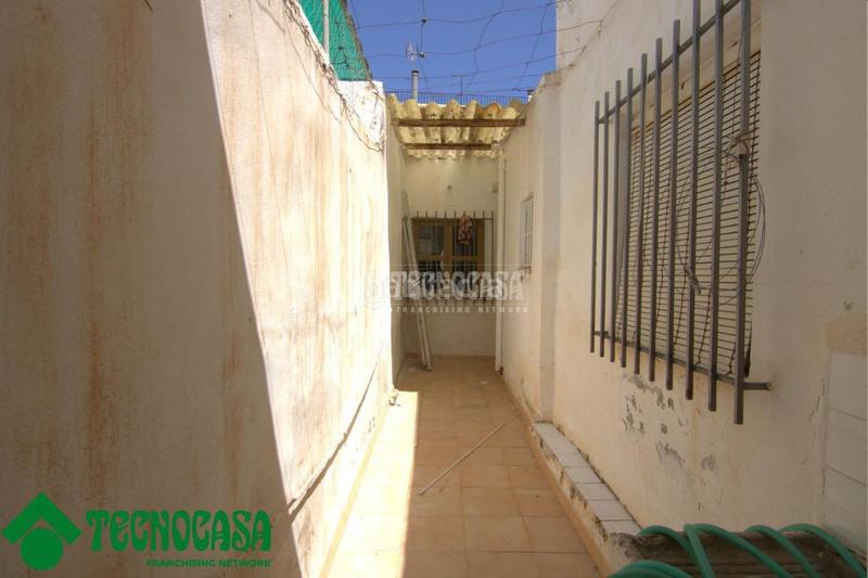 Foto f3af2b8b-1511-4fb7-9cc3-66b44be1148f. Casa  en venta en Dalías