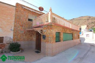 Casa a Berja. Casa en venta en berja