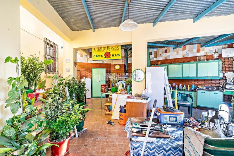 Foto 0a3e0c43-1d85-41c7-94fe-a8b409d06857. Casa amb aparcament a Dalías